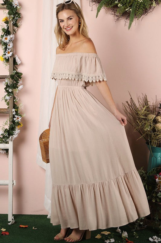 FLOWY MAXI DRESS