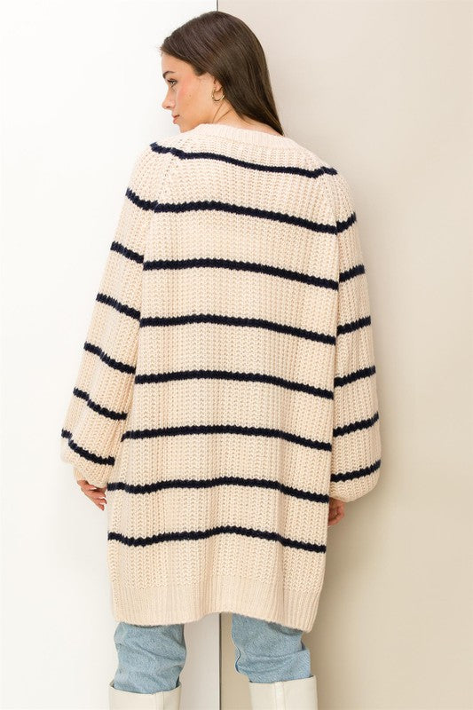 LUCY OVERSIZED CARDIGAN