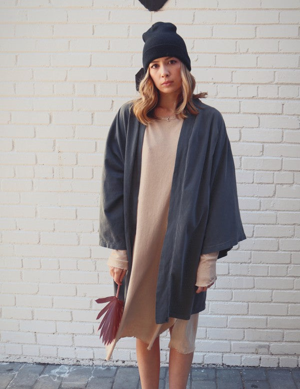 OJAI VINTAGE BLACK KIMONO