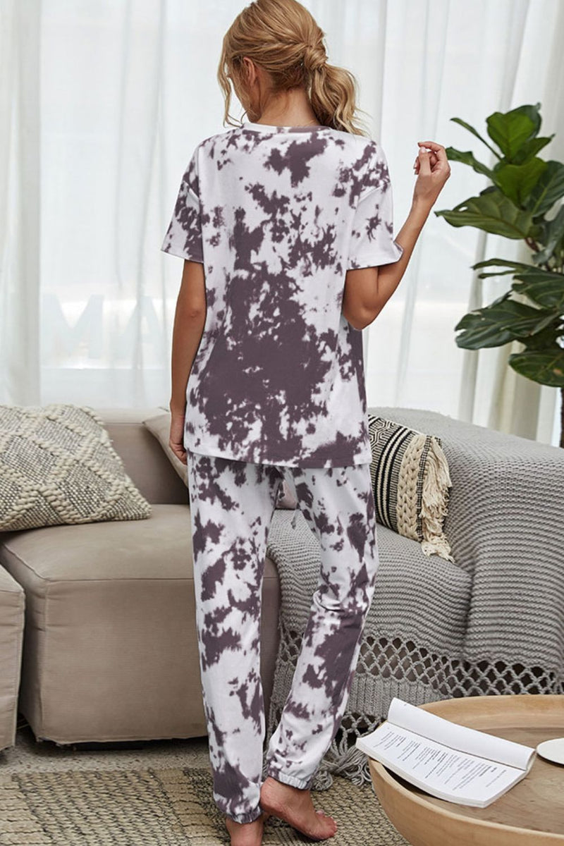 TIE-DYE TEE AND DRAWSTRING WAIST JOGGERS LOUNGEWEAR SET